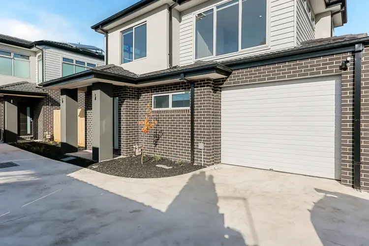 2/74 Scotsburn Avenue, Clayton VIC 3168