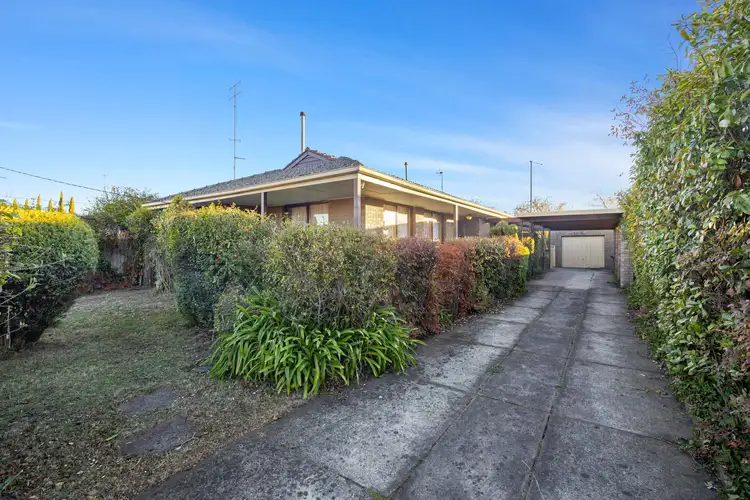 45 Marie Crescent, Wendouree VIC 3355