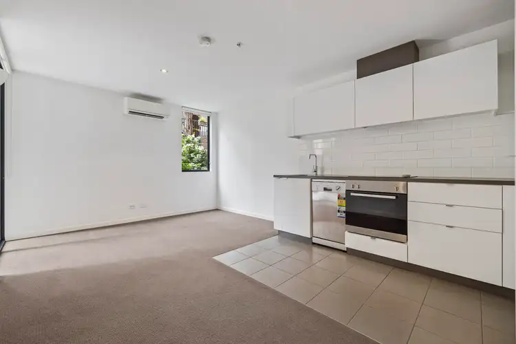 Fourth view of Homely apartment listing, 6/233 Dandenong Road, Windsor VIC 3181