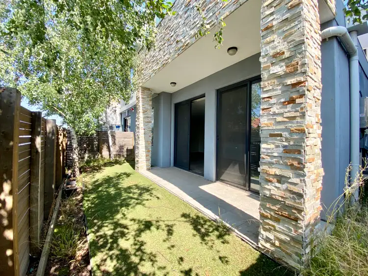 1/329 Neerim Road, Carnegie VIC 3163
