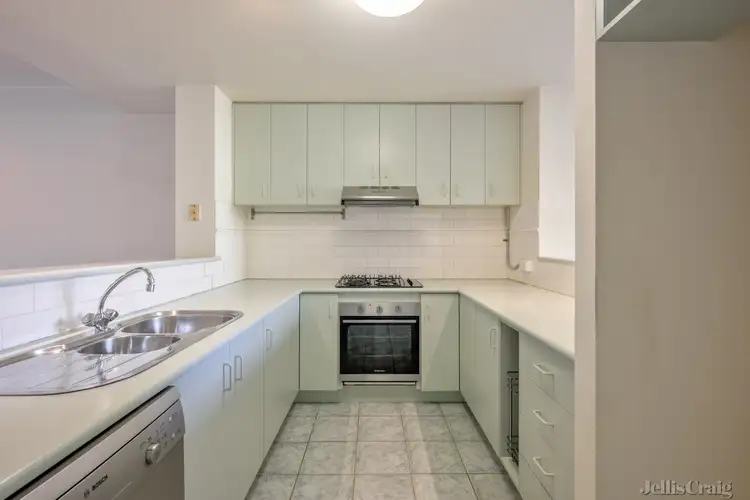 6 William Street, Clifton Hill VIC 3068