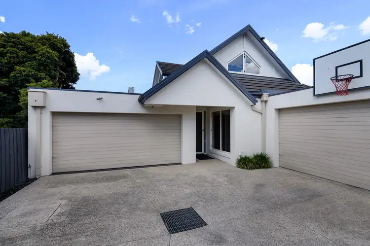 2/9 Woodlands Grove, Malvern East VIC 3145