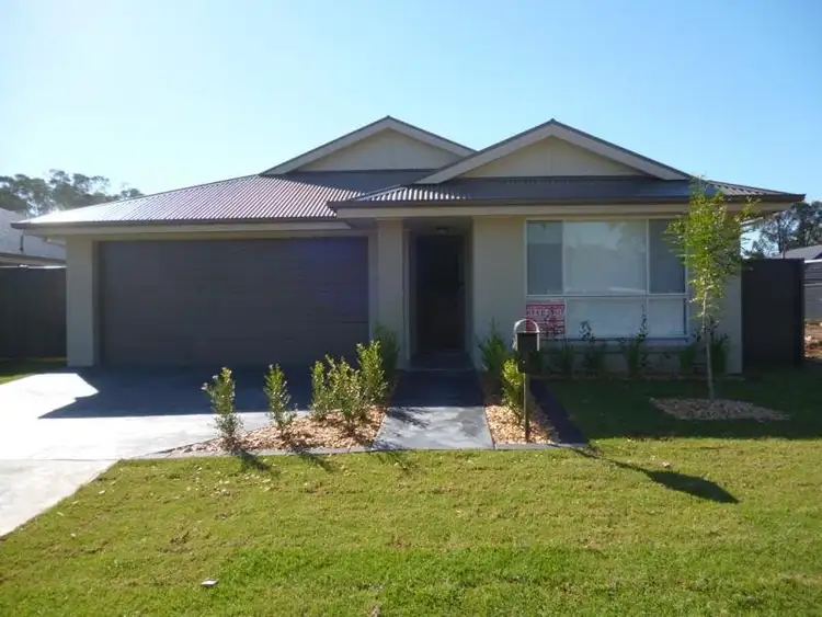 8 Marshall Avenue, Ropes Crossing NSW 2760