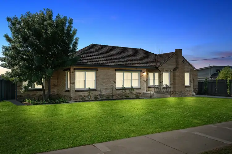 Second view of Homely house listing, 3 Beischer Street, Strathdale VIC 3550