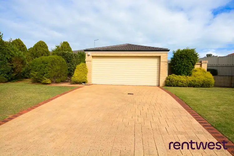 2 Boileau Pl, San Remo WA 6210