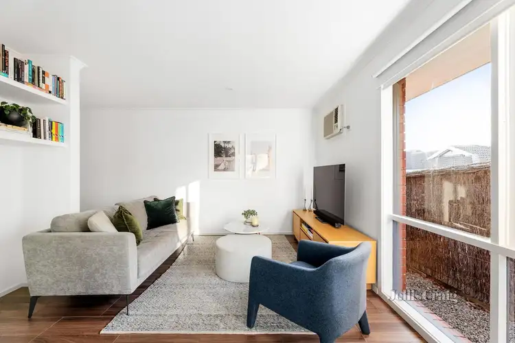 Fifth view of Homely unit listing, 2/37 Argyle Street, Macleod VIC 3085