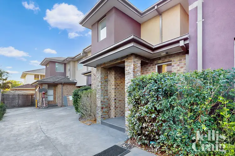 Main view of Homely townhouse listing, 2/33 Graham Avenue, Mckinnon VIC 3204
