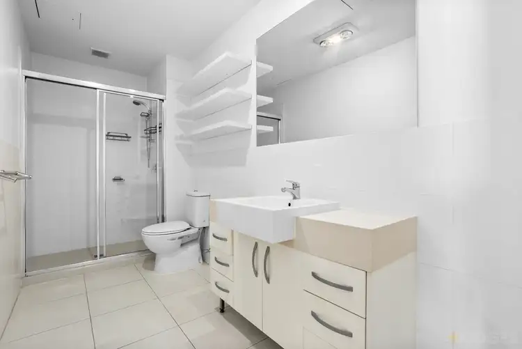 Fifth view of Homely apartment listing, 102/135 Lower Dandenong Road, Mentone VIC 3194