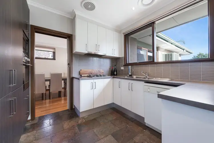 87 Strada Crescent, Wheelers Hill VIC 3150