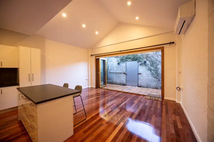 Rear/286 Sydney Road, Coburg VIC 3058