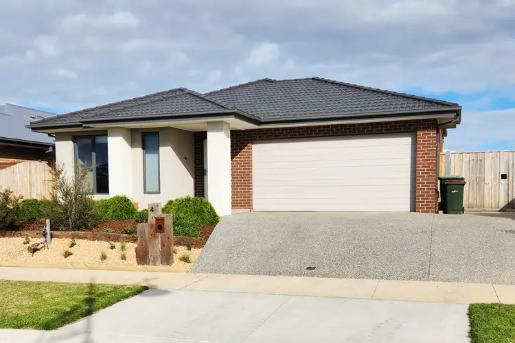 4 Kabiri Terrace, St Leonards VIC 3223