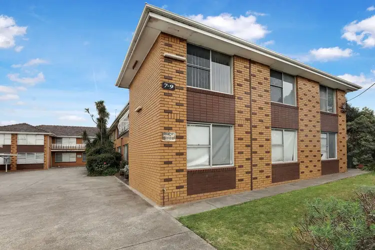 7 Oakleigh Street