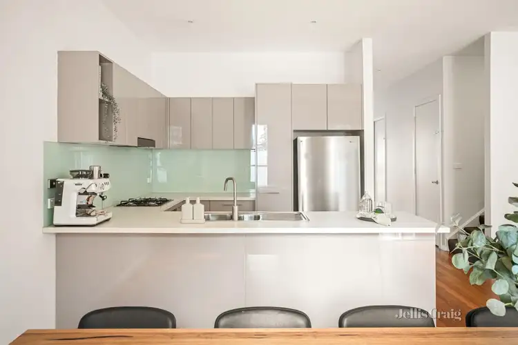Third view of Homely townhouse listing, 16/9-11 Manikato Avenue, Mordialloc VIC 3195