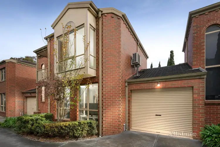 2/70 Kororoit Creek Road, Williamstown North VIC 3016