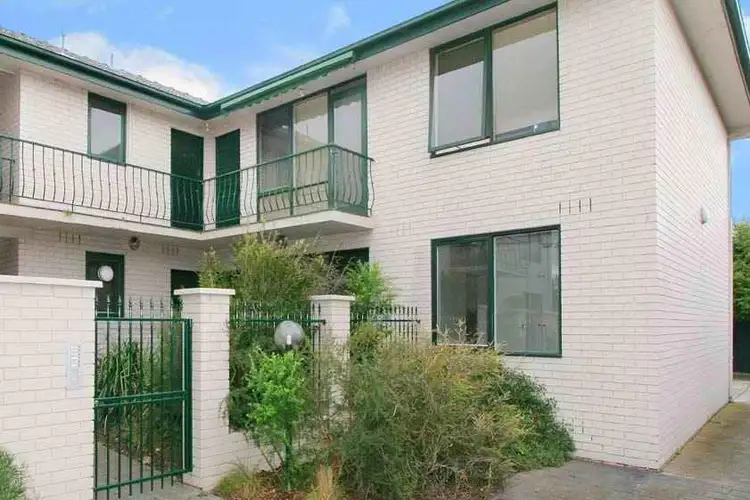 20 Alexandra Street