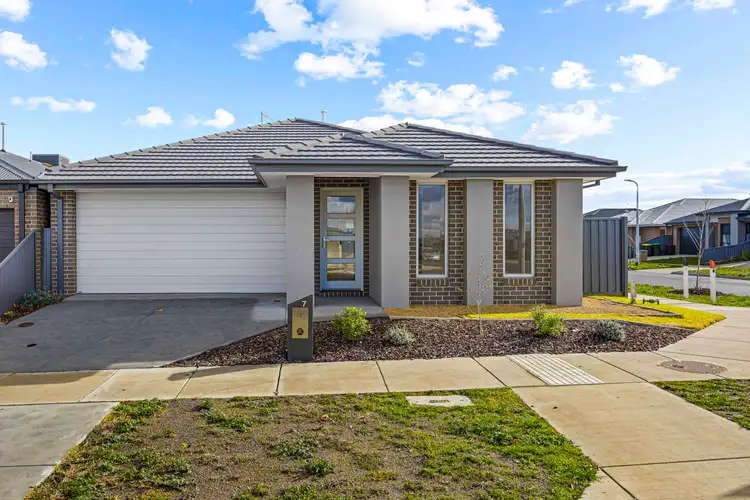 Main view of Homely house listing, 72 Willoby Drive, Alfredton VIC 3350