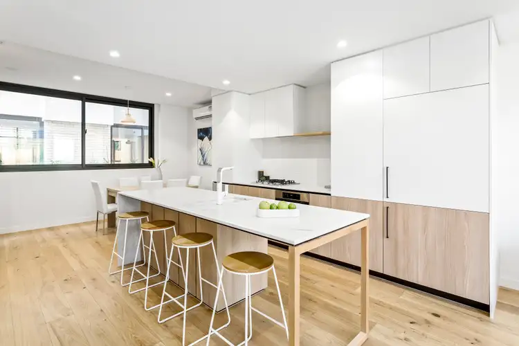 Third view of Homely townhouse listing, 5/17 Loranne Street, Bentleigh VIC 3204