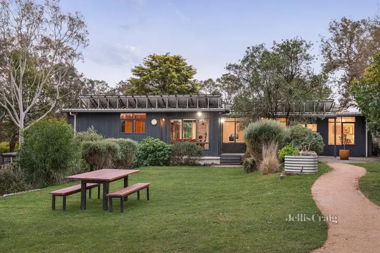 67 Bradleys Lane, North Warrandyte VIC 3113