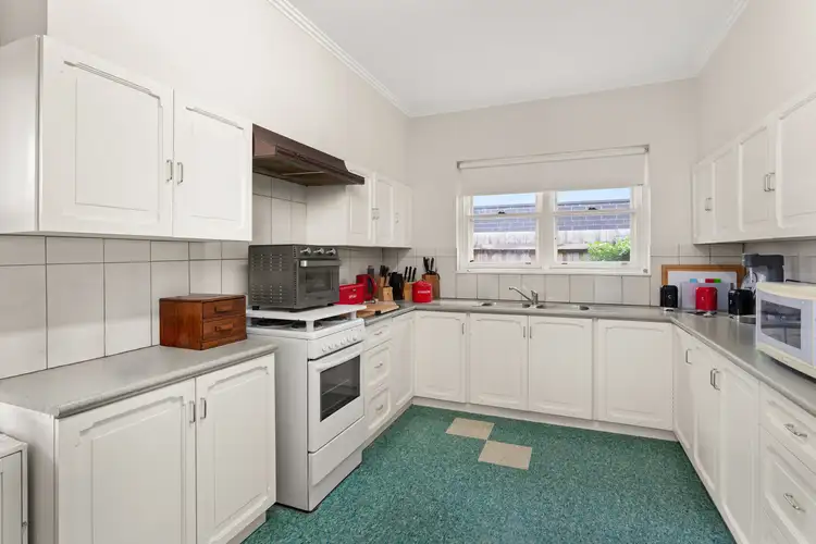 Fourth view of Homely block of units listing, 1,2& 3/38 Waverley Road, Chadstone VIC 3148