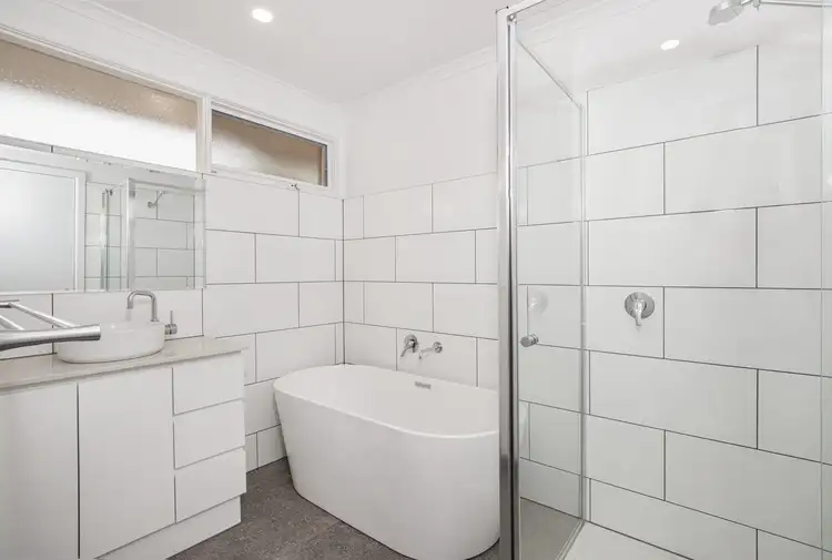 Fifth view of Homely house listing, 6 Netherbrae Road, Frankston VIC 3199