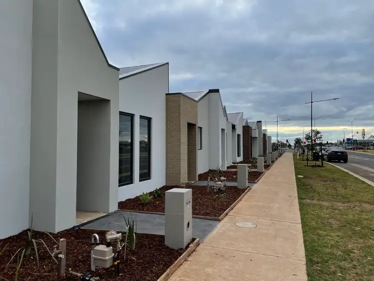 Main view of Homely house listing, 4 Kingdom Boulevard, Weir Views VIC 3338