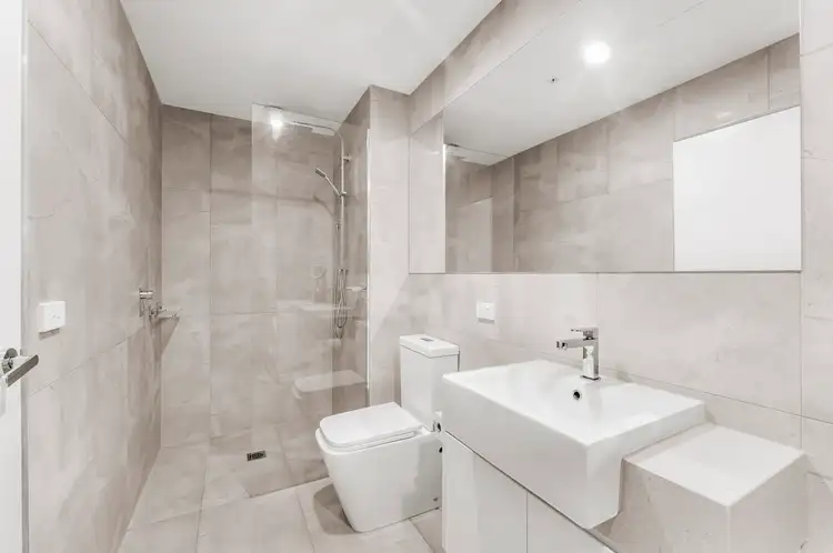 Fifth view of Homely apartment listing, 204B/170 Manningham Road, Bulleen VIC 3105