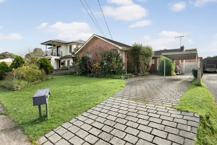 5 Edgewood Avenue