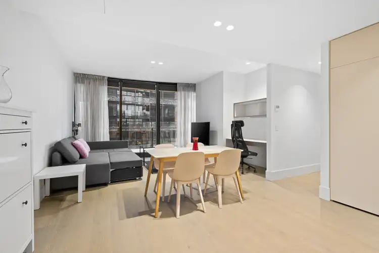 1 Almeida Crescent
