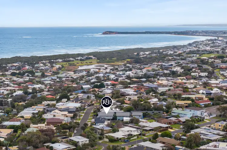 1/8 Canis Crescent, Ocean Grove VIC 3226