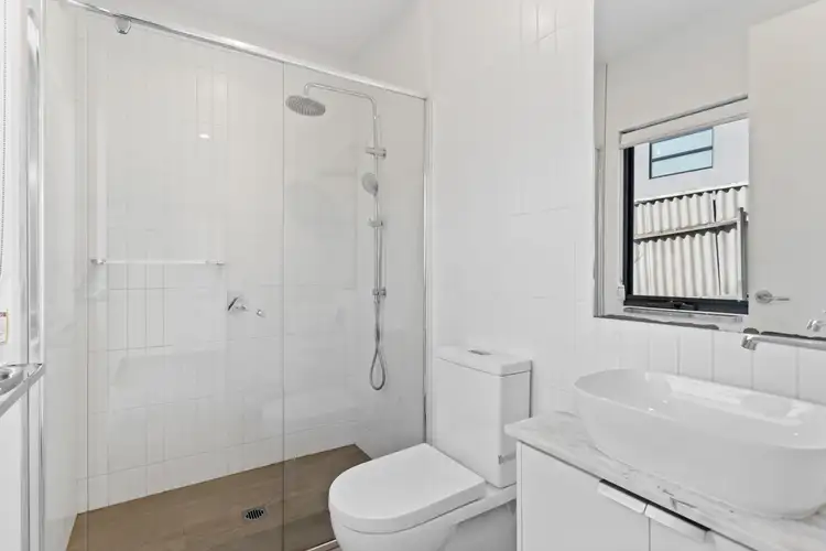 Fourth view of Homely townhouse listing, 4/19 Northcliffe Road, Edithvale VIC 3196