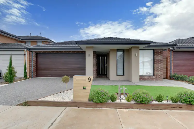 9 Azolla Avenue, Werribee VIC 3030