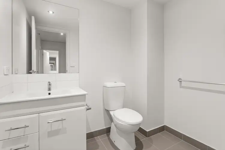 Fifth view of Homely apartment listing, 208/224-226 Burwood Highway, Burwood VIC 3125