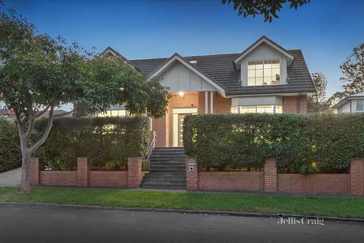 14 Lloyd Street, Mont Albert North VIC 3129