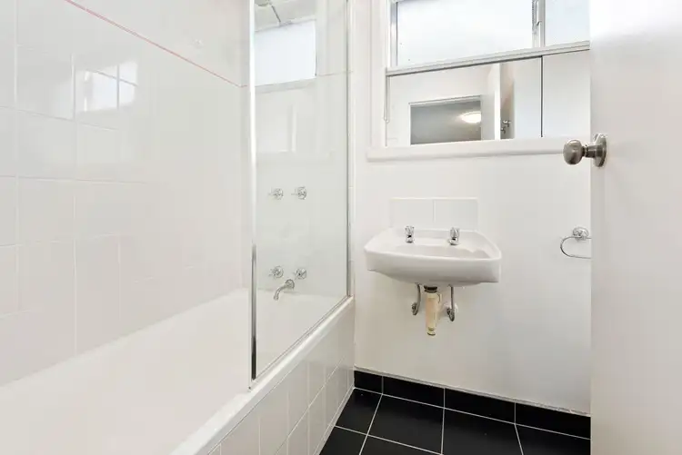 Fourth view of Homely apartment listing, 1/41 Alphington Street, Alphington VIC 3078
