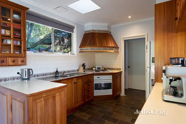 Fourth view of Homely house listing, 10 Lorraine Drive, Briar Hill VIC 3088