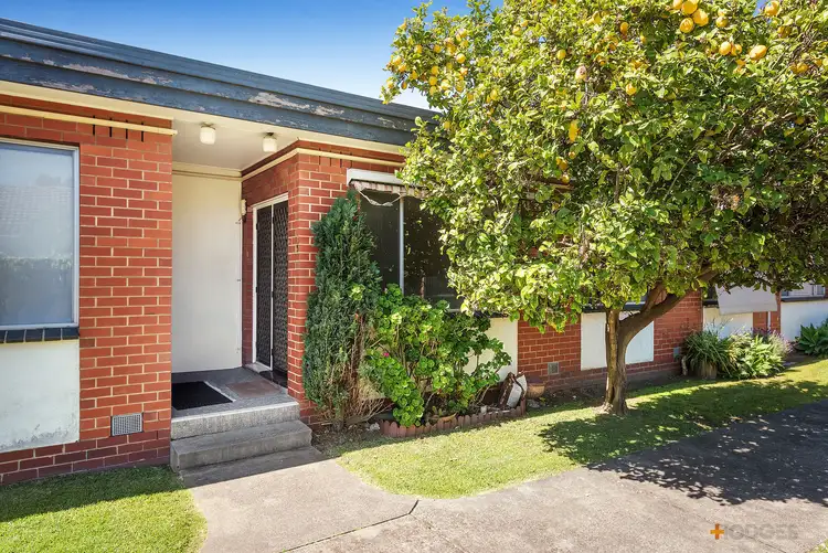 54 Fewster Street