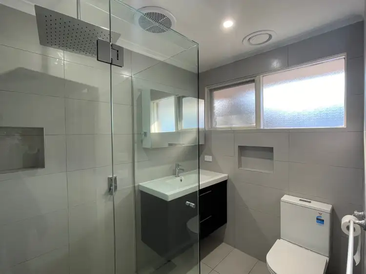 Third view of Homely unit listing, 4/89 Kangaroo Road, Hughesdale VIC 3166