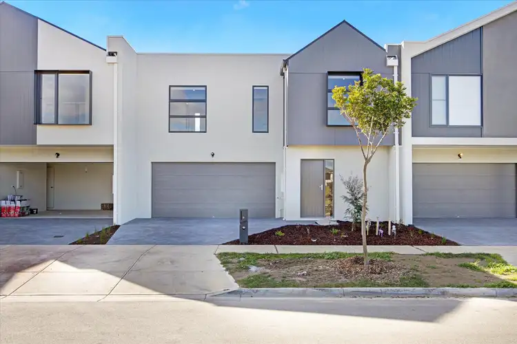 Main view of Homely townhouse listing, 9 Shearjoy Loop, Clyde North VIC 3978