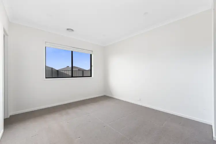 Fifth view of Homely house listing, 1 Nashoba Place, Clyde VIC 3978