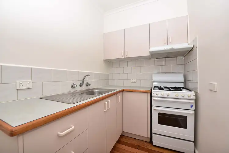 Fifth view of Homely unit listing, 3/4 Rosedale Avenue, Glen Huntly VIC 3163