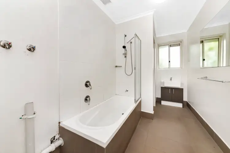 Fifth view of Homely apartment listing, 8/76 Railway Road, Carnegie VIC 3163