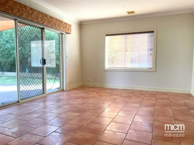 Fifth view of Homely house listing, 17 William McPherson Crescent, Seabrook VIC 3028