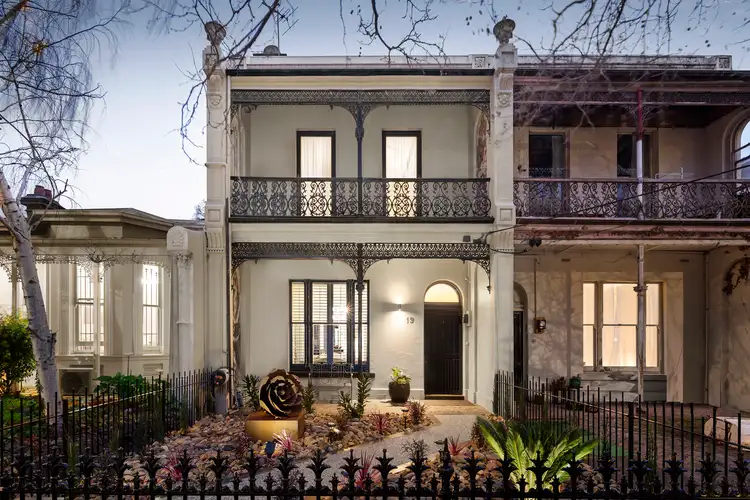 19 Acland Street, St Kilda VIC 3182