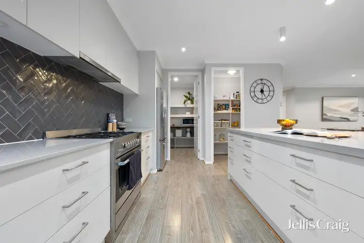 Sixth view of Homely house listing, 1 Otford Close, Moorabbin VIC 3189