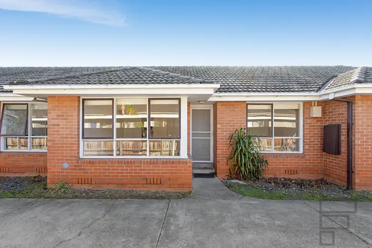Main view of Homely unit listing, 2/3 Leroux Street, Oakleigh East VIC 3166