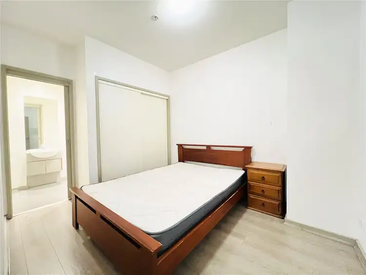 Fifth view of Homely apartment listing, 807/270 King Street, Melbourne VIC 3000