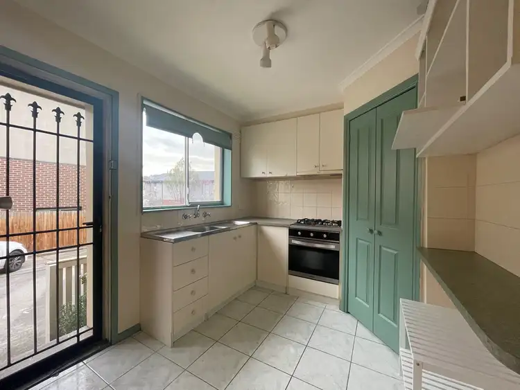 Fifth view of Homely townhouse listing, 2/73 Atkinson Street, Chadstone VIC 3148