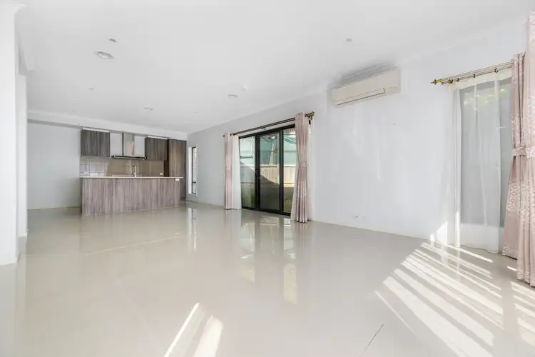 Second view of Homely townhouse listing, 2/17 Ingleside Crescent, Glen Waverley VIC 3150