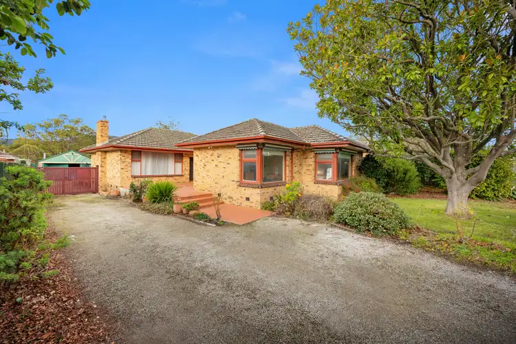 24 Iris Crescent, Boronia VIC 3155