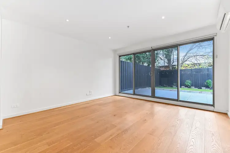 Main view of Homely apartment listing, 10/41 Murrumbeena Road, Murrumbeena VIC 3163